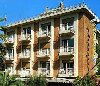 Hotel Astoria 3*