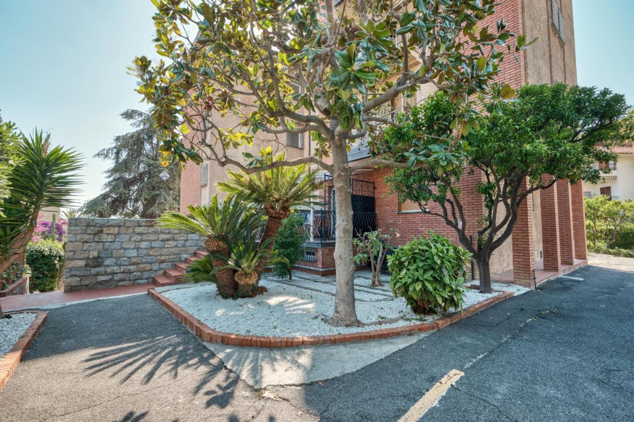 Hotel Astoria 3*